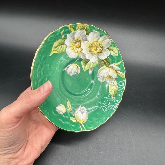 Vintage Aynsley England Saucer Plate Bone China Green Dogwood Floral Gold Trim - Picture 7 of 8